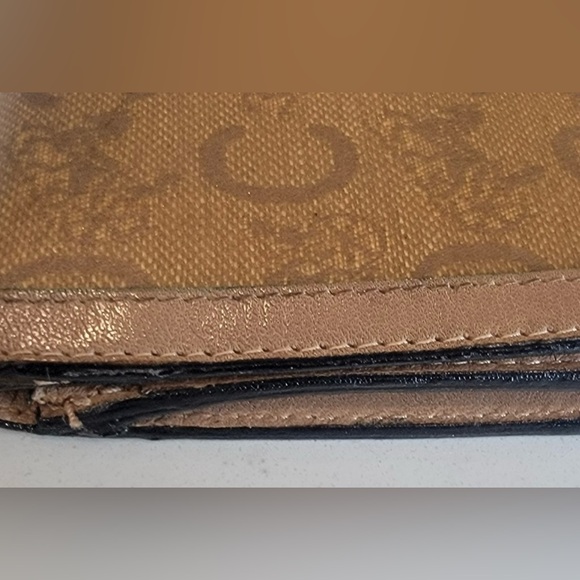 Vintage CELINE Paris Horse Carriage C Macadam Long
Bifold Wallet D02 - Picture 10 of 14